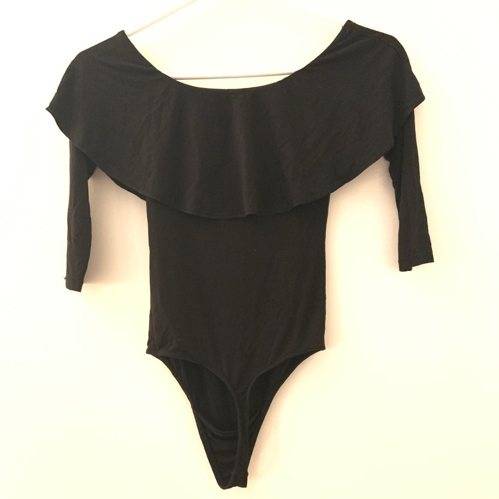 Aritzia Wilfred Womens XS Black Bodysuit 3/4 Sleeve Thong Jersey Stretch